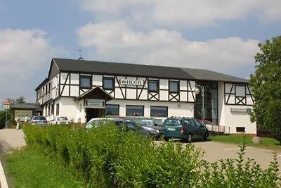 Hotel Taunusblick Hömberg エクステリア 写真